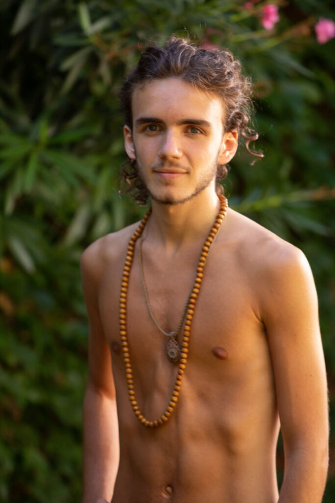 Cato Yuvone Modelo Argentino